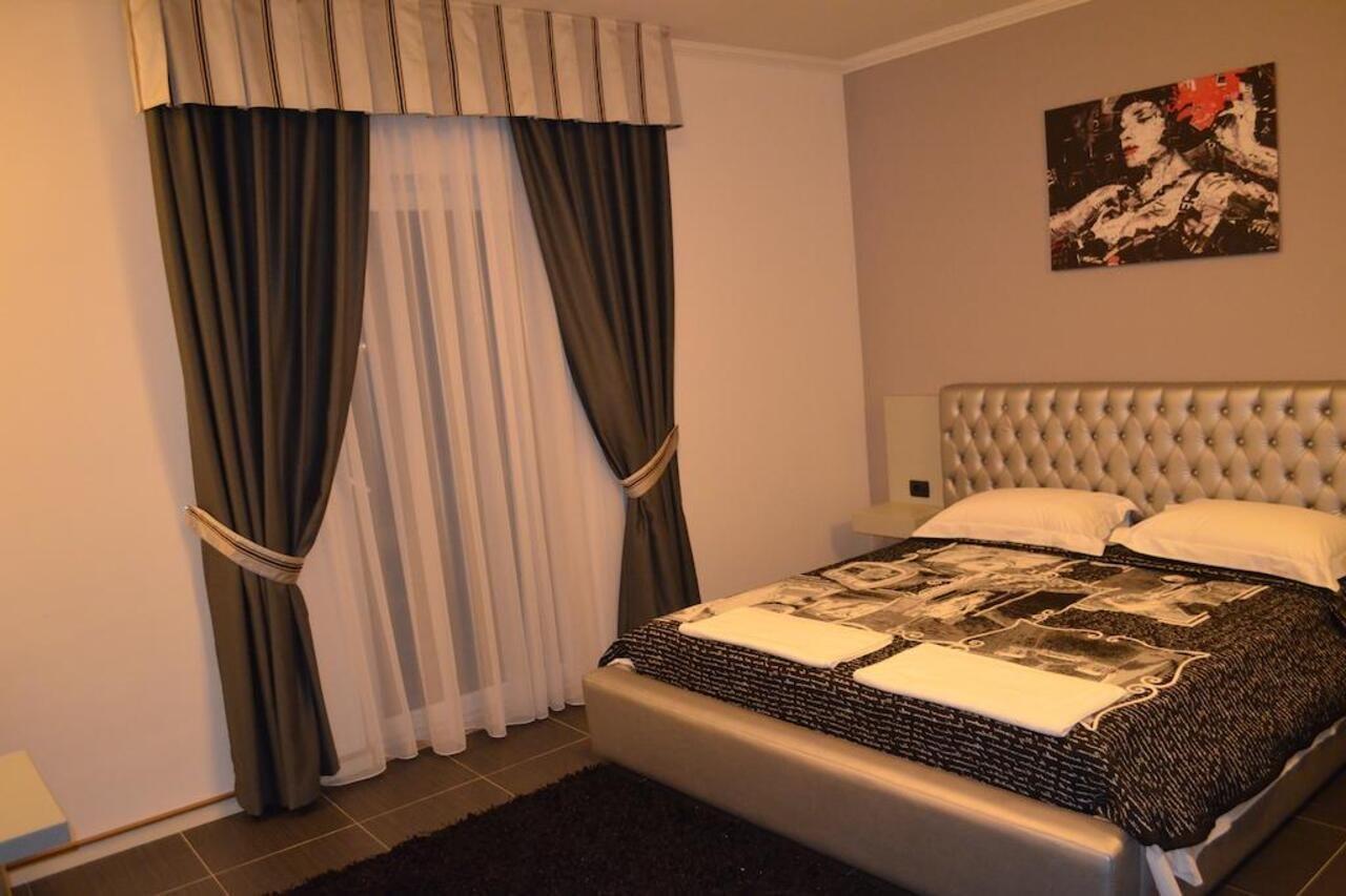 Hotel Mustang Vasqarr المظهر الخارجي الصورة