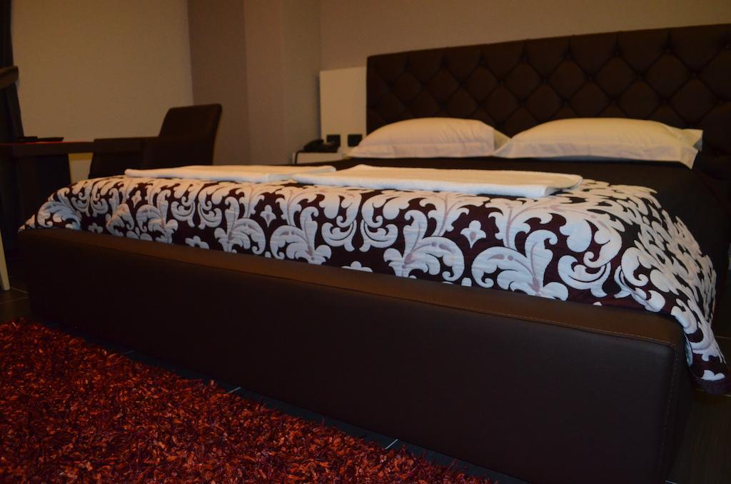 Hotel Mustang Vasqarr المظهر الخارجي الصورة