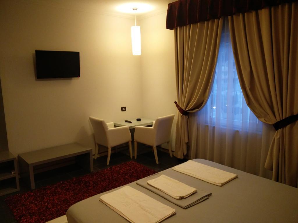 Hotel Mustang Vasqarr المظهر الخارجي الصورة