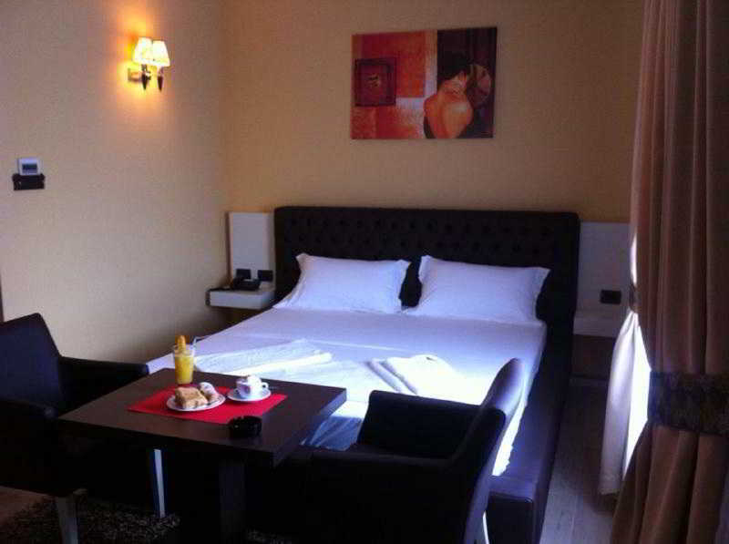 Hotel Mustang Vasqarr المظهر الخارجي الصورة