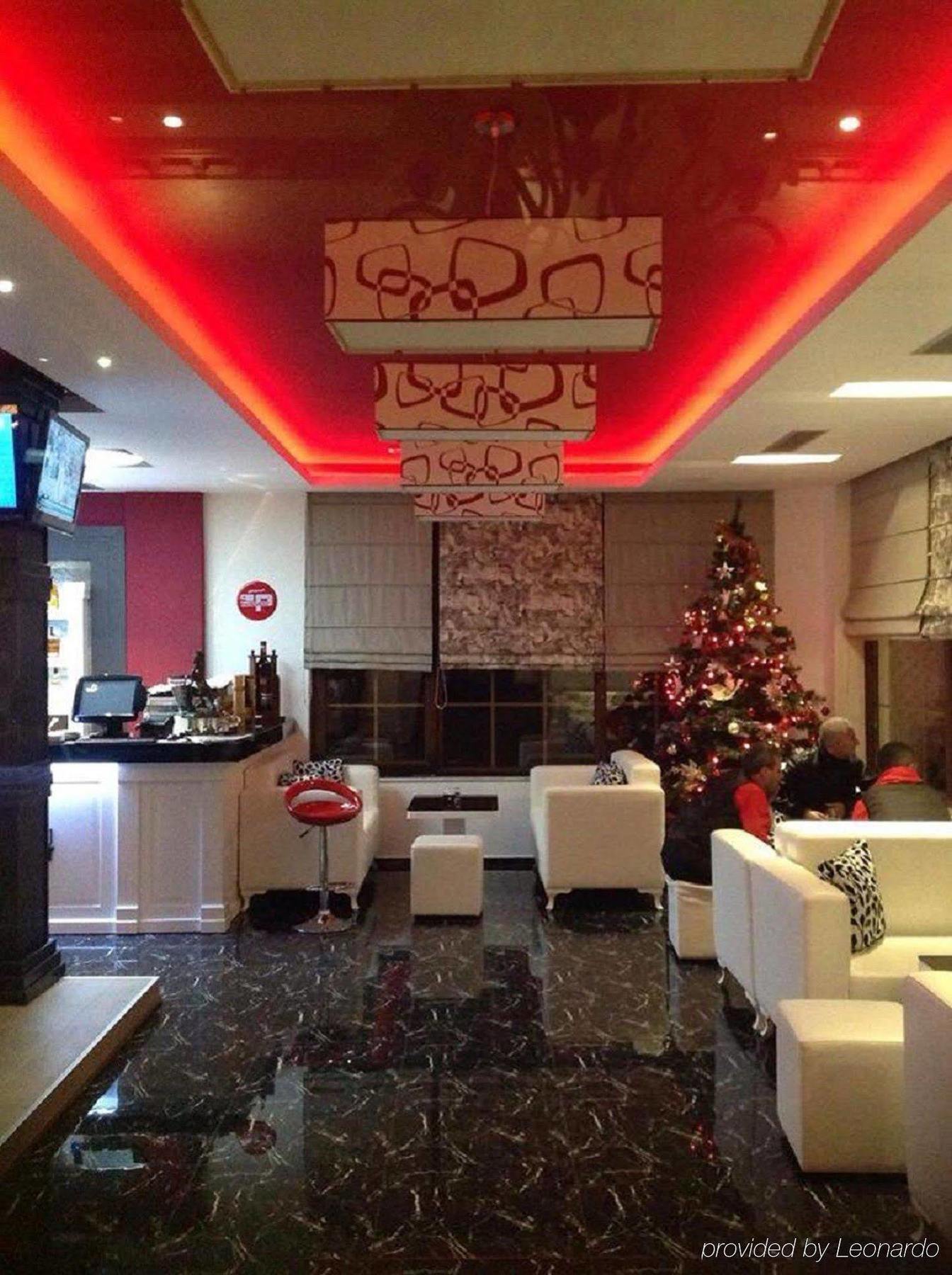 Hotel Mustang Vasqarr المظهر الخارجي الصورة