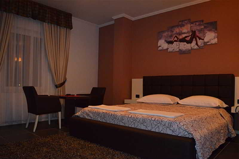 Hotel Mustang Vasqarr المظهر الخارجي الصورة
